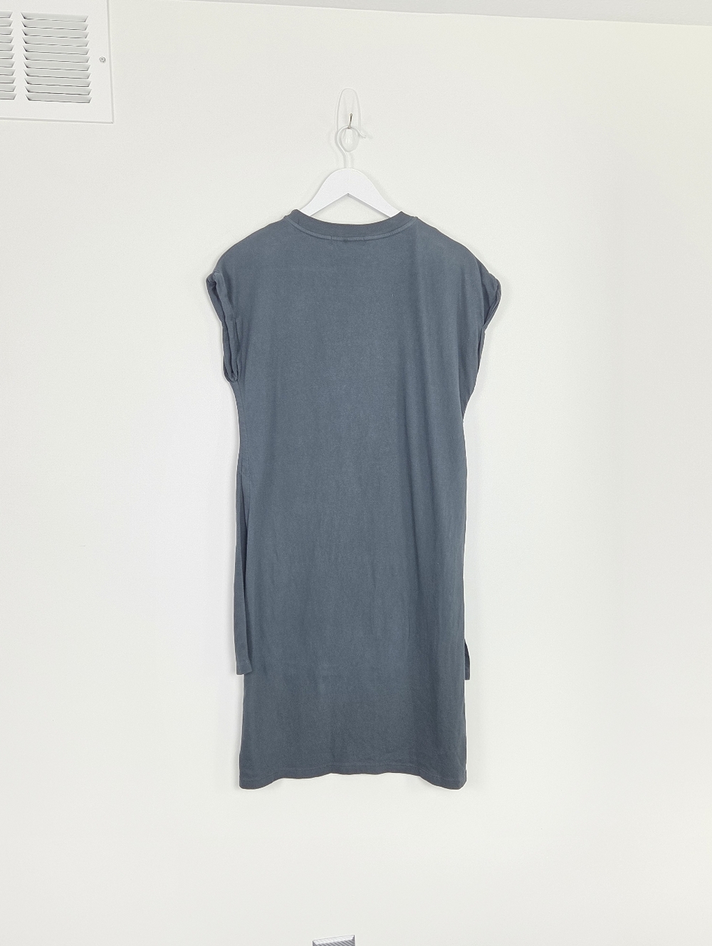 Free People x Daydreamer Shirt Womens Small Retro Black Biggie Slit Hi Lo Tee XS - Picture 11 of 11